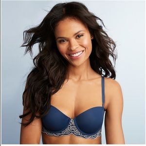 {Maidenform} Love the Lift Balconette Push Up Bra